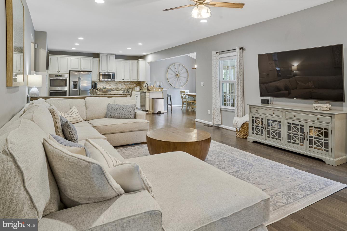 42020 WINNING GLORY DR, ALDIE, Virginia 20105, 4 Bedrooms Bedrooms, ,3 BathroomsBathrooms,Residential,For sale,42020 WINNING GLORY DR,VALO2102714 MLS # VALO2102714