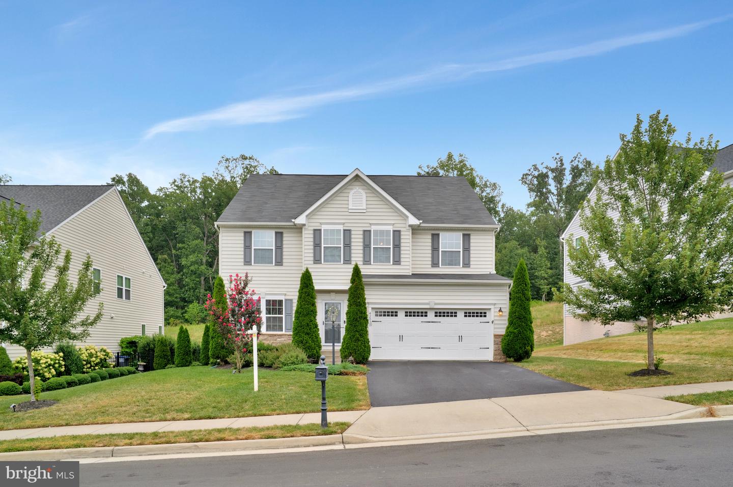 42020 WINNING GLORY DR, ALDIE, Virginia 20105, 4 Bedrooms Bedrooms, ,3 BathroomsBathrooms,Residential,For sale,42020 WINNING GLORY DR,VALO2102714 MLS # VALO2102714