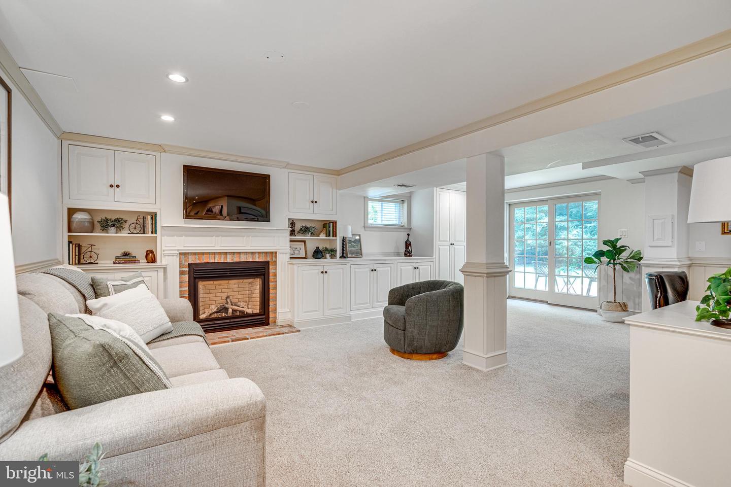 5135 RICHARDSON DR, FAIRFAX, Virginia 22032, 4 Bedrooms Bedrooms, ,2 BathroomsBathrooms,Residential,For sale,5135 RICHARDSON DR,VAFX2256574 MLS # VAFX2256574