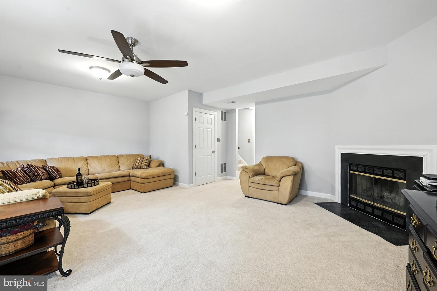 14304 UNIFORM DR, CENTREVILLE, Virginia 20121, 3 Bedrooms Bedrooms, ,2 BathroomsBathrooms,Residential,For sale,14304 UNIFORM DR,VAFX2256666 MLS # VAFX2256666