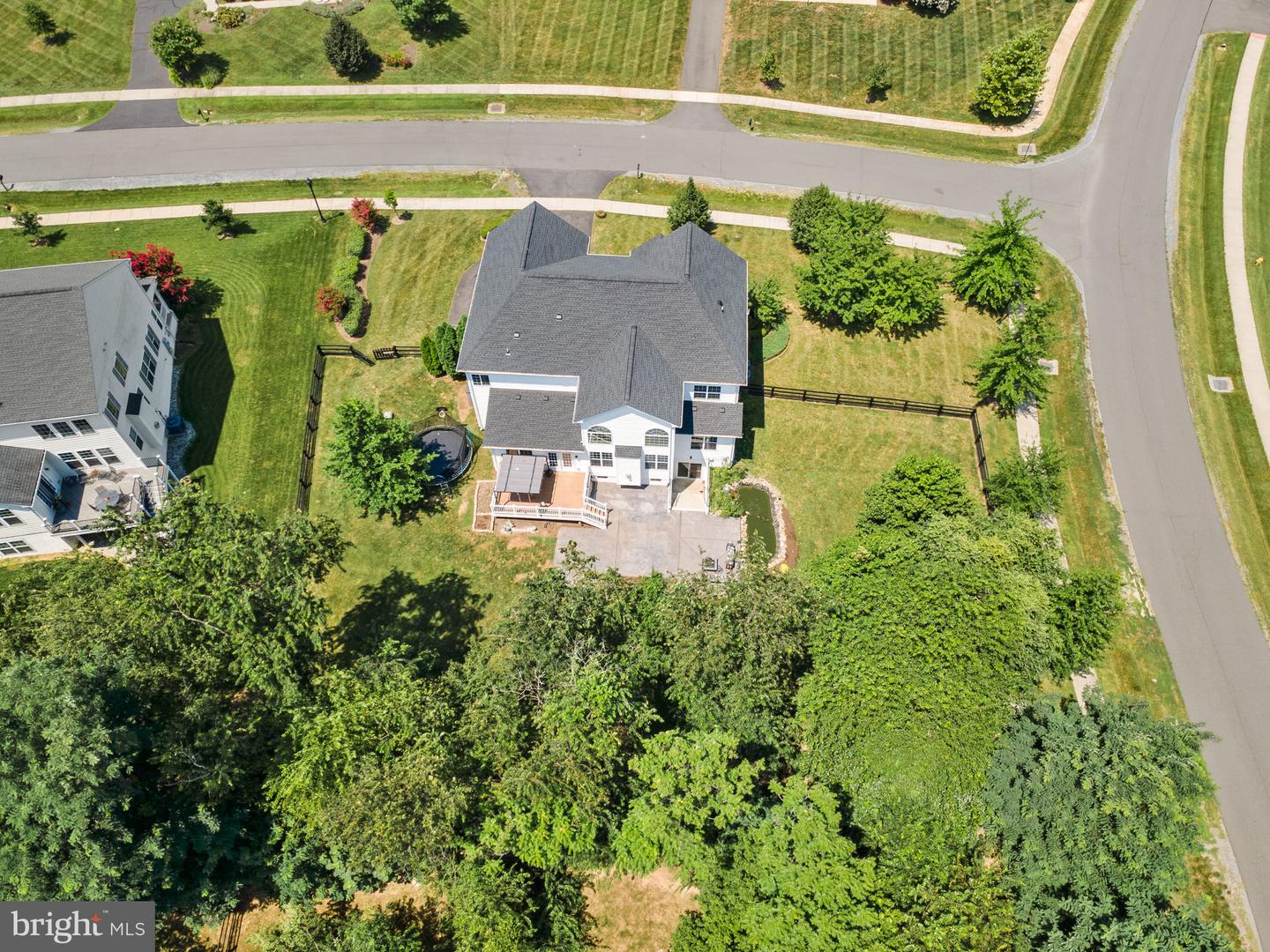 5 RAMSDELL CT, ROUND HILL, Virginia 20141, 5 Bedrooms Bedrooms, ,4 BathroomsBathrooms,Residential,For sale,5 RAMSDELL CT,VALO2102848 MLS # VALO2102848