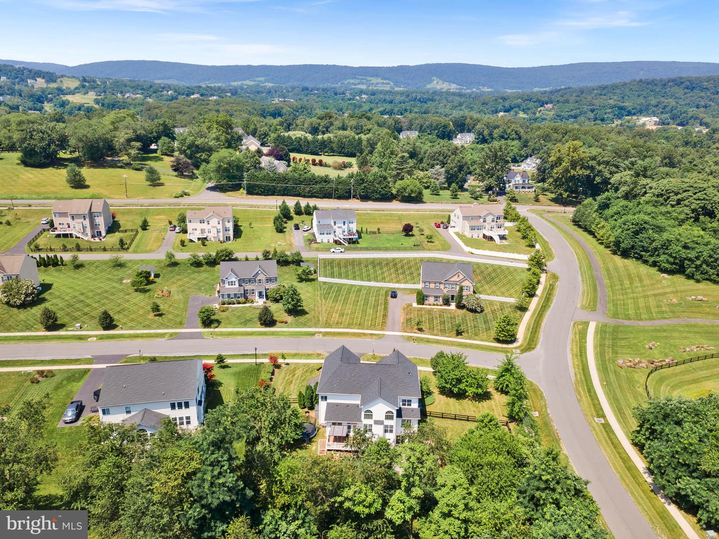 5 RAMSDELL CT, ROUND HILL, Virginia 20141, 5 Bedrooms Bedrooms, ,4 BathroomsBathrooms,Residential,For sale,5 RAMSDELL CT,VALO2102848 MLS # VALO2102848