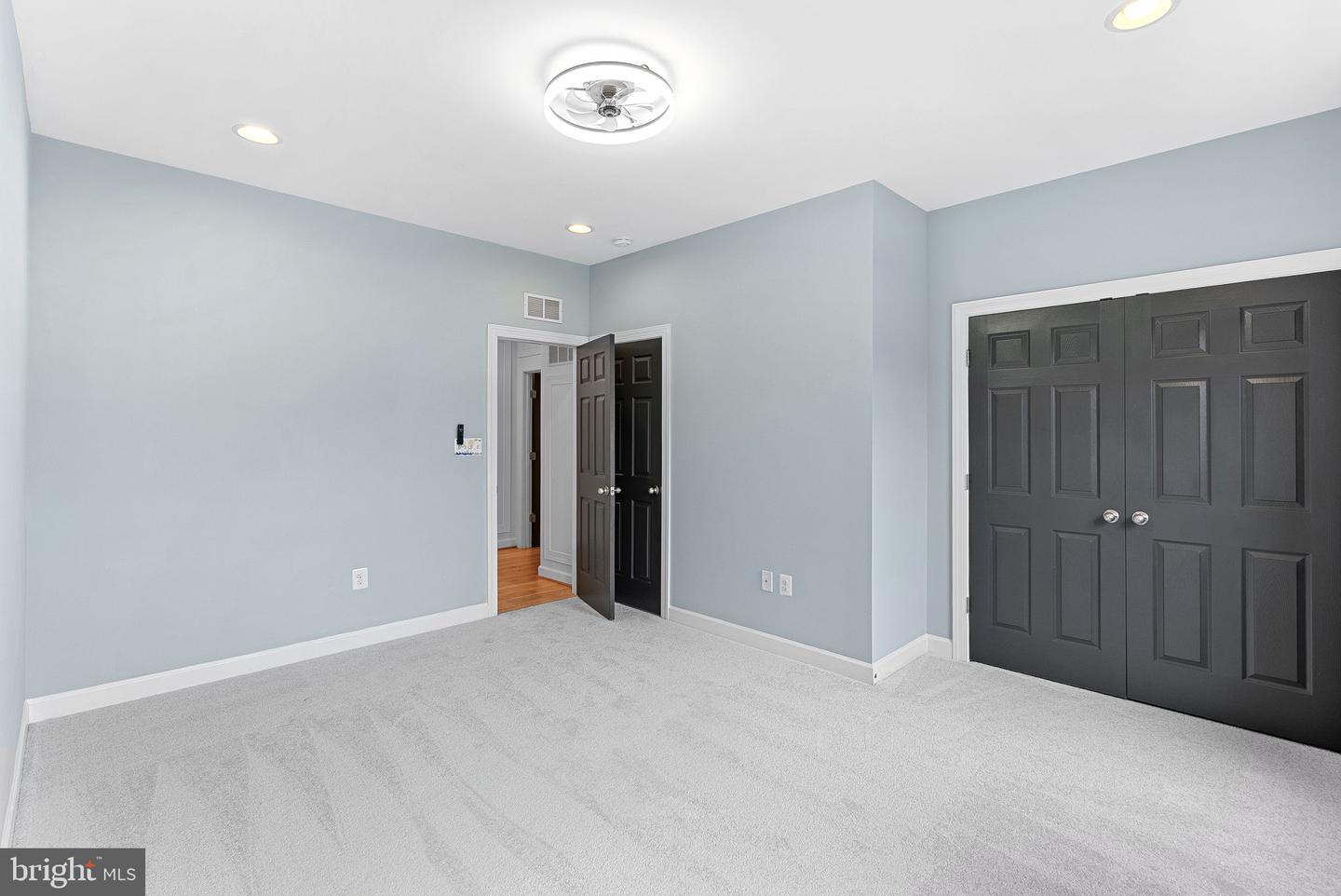 5 RAMSDELL CT, ROUND HILL, Virginia 20141, 5 Bedrooms Bedrooms, ,4 BathroomsBathrooms,Residential,For sale,5 RAMSDELL CT,VALO2102848 MLS # VALO2102848