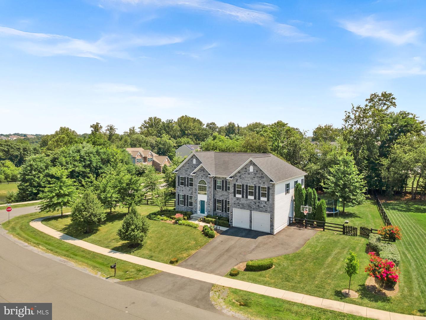 5 RAMSDELL CT, ROUND HILL, Virginia 20141, 5 Bedrooms Bedrooms, ,4 BathroomsBathrooms,Residential,For sale,5 RAMSDELL CT,VALO2102848 MLS # VALO2102848