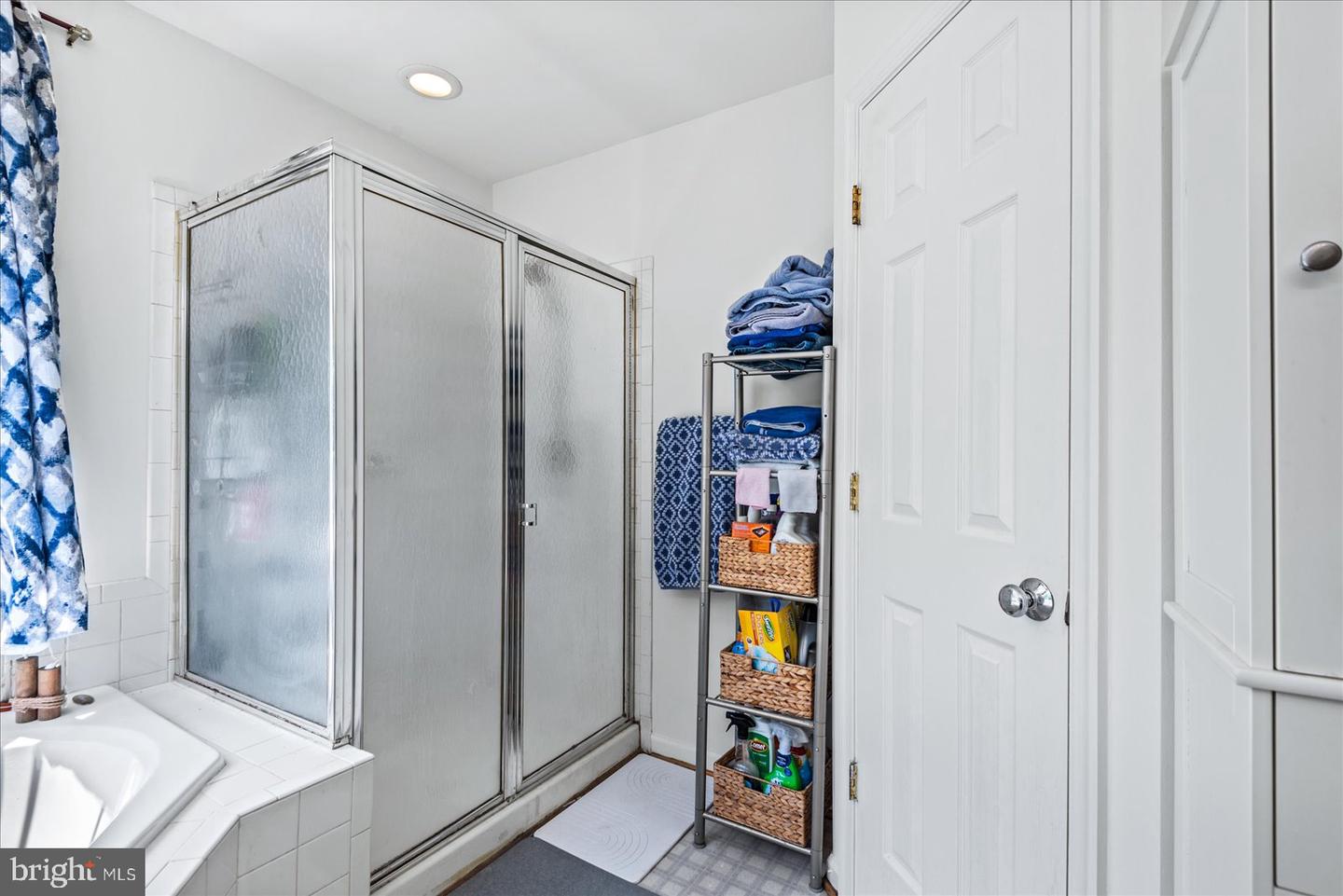 9316 PAUL DR, MANASSAS PARK, Virginia 20111, 4 Bedrooms Bedrooms, ,3 BathroomsBathrooms,Residential,For sale,9316 PAUL DR,VAMP2003176 MLS # VAMP2003176