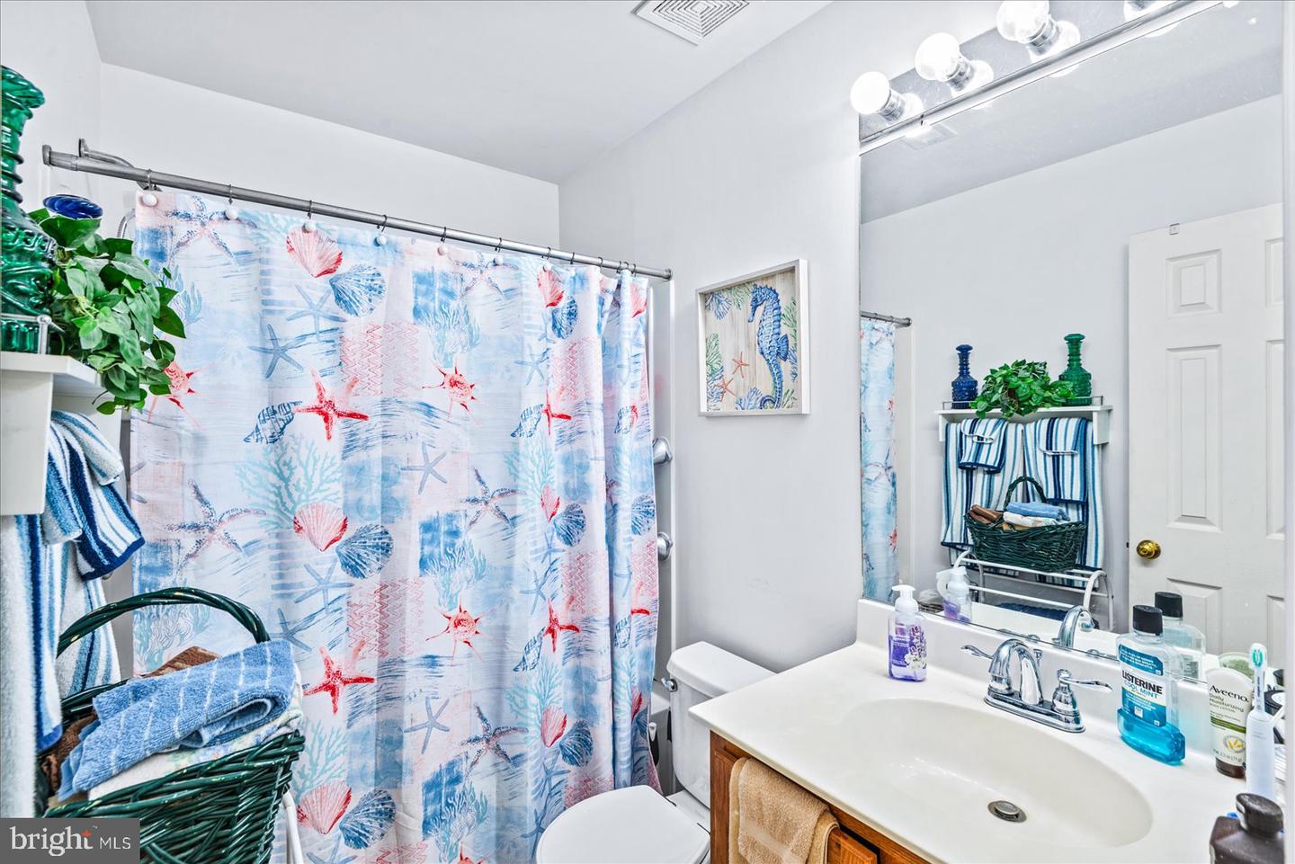 9316 PAUL DR, MANASSAS PARK, Virginia 20111, 4 Bedrooms Bedrooms, ,3 BathroomsBathrooms,Residential,For sale,9316 PAUL DR,VAMP2003176 MLS # VAMP2003176