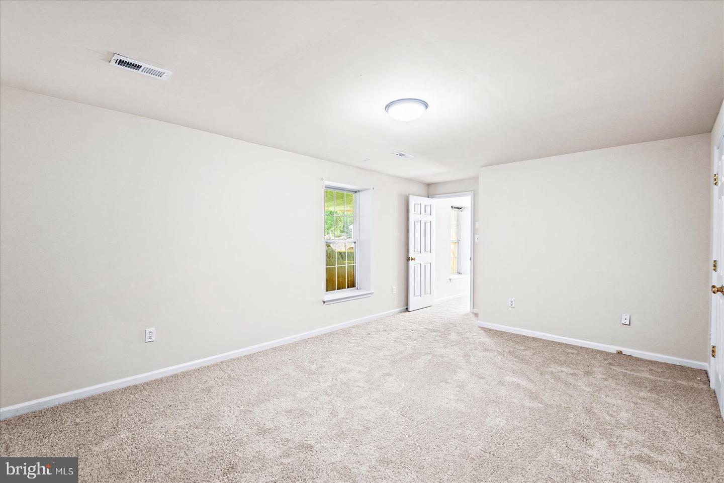 9316 PAUL DR, MANASSAS PARK, Virginia 20111, 4 Bedrooms Bedrooms, ,3 BathroomsBathrooms,Residential,For sale,9316 PAUL DR,VAMP2003176 MLS # VAMP2003176