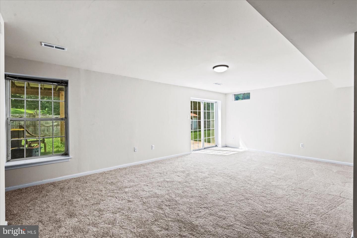 9316 PAUL DR, MANASSAS PARK, Virginia 20111, 4 Bedrooms Bedrooms, ,3 BathroomsBathrooms,Residential,For sale,9316 PAUL DR,VAMP2003176 MLS # VAMP2003176