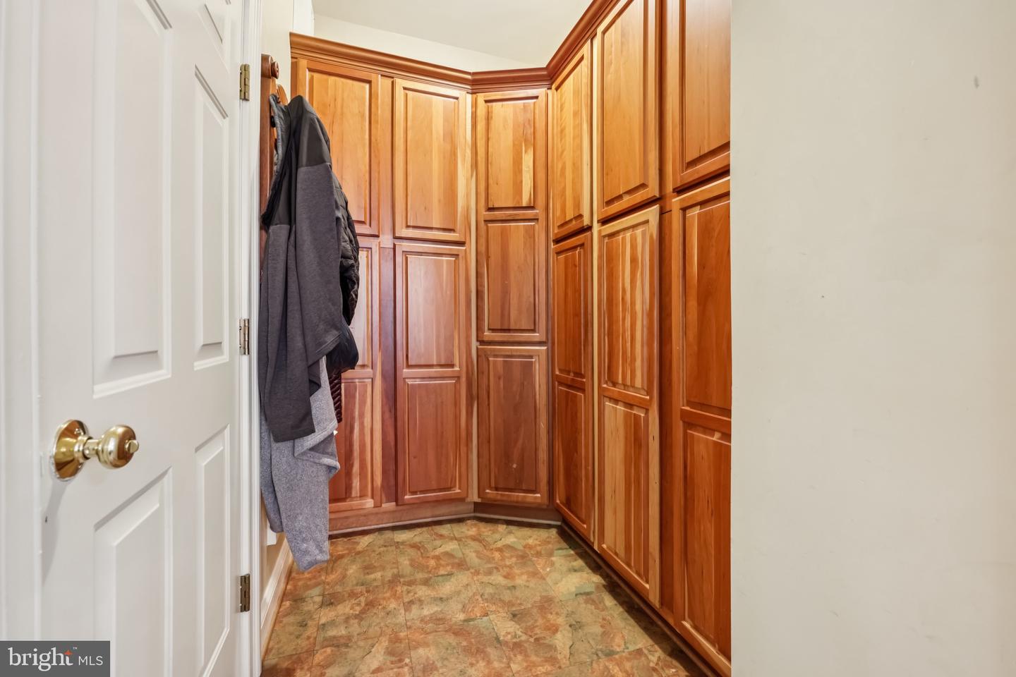 13509 KALMBACKS MILL DR, FREDERICKSBURG, Virginia 22407, 4 Bedrooms Bedrooms, ,3 BathroomsBathrooms,Residential,For sale,13509 KALMBACKS MILL DR,VASP2034862 MLS # VASP2034862