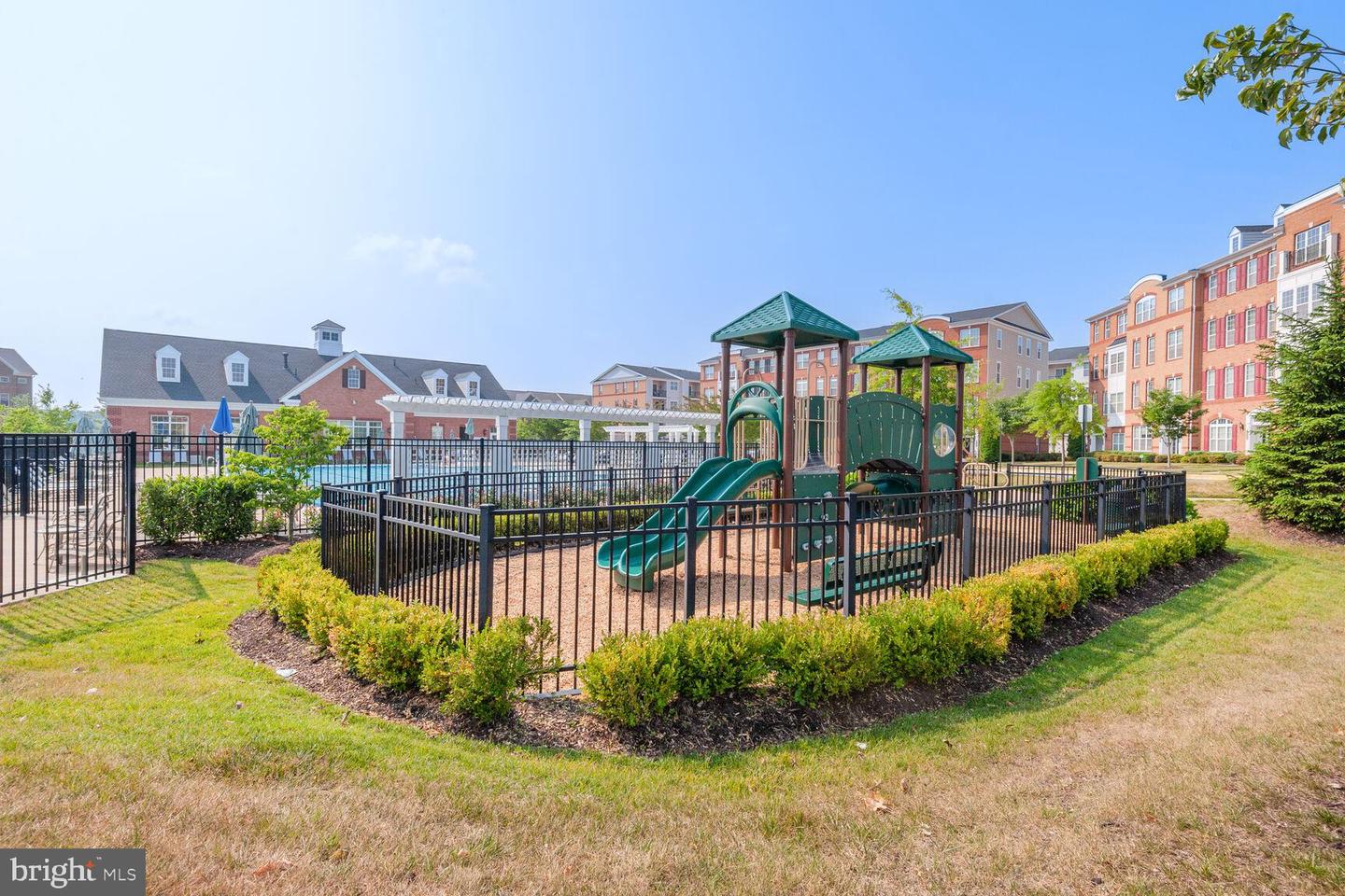 23442 LOGANS RIDGE TER, ASHBURN, Virginia 20148, 3 Bedrooms Bedrooms, ,4 BathroomsBathrooms,Residential,For sale,23442 LOGANS RIDGE TER,VALO2102948 MLS # VALO2102948
