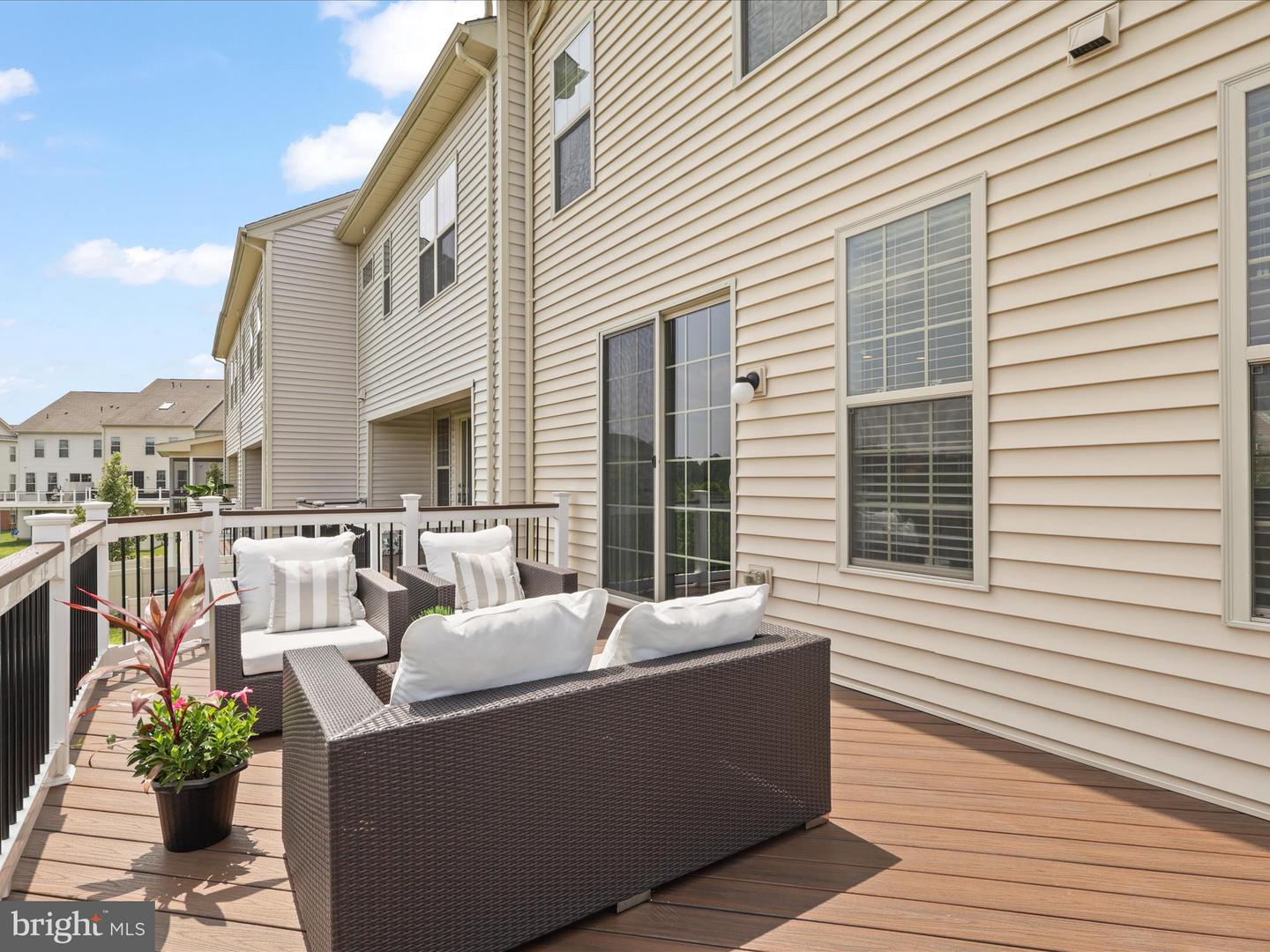 23442 LOGANS RIDGE TER, ASHBURN, Virginia 20148, 3 Bedrooms Bedrooms, ,4 BathroomsBathrooms,Residential,For sale,23442 LOGANS RIDGE TER,VALO2102948 MLS # VALO2102948