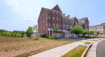 23442 LOGANS RIDGE TER, ASHBURN, Virginia 20148, 3 Bedrooms Bedrooms, ,4 BathroomsBathrooms,Residential,For sale,23442 LOGANS RIDGE TER,VALO2102948 MLS # VALO2102948