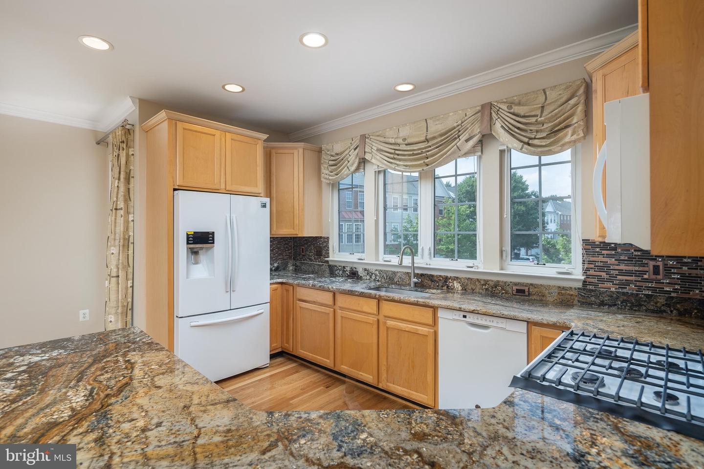 6143 CILANTRO DR, ALEXANDRIA, Virginia 22310, 3 Bedrooms Bedrooms, ,3 BathroomsBathrooms,Residential,For sale,6143 CILANTRO DR,VAFX2256960 MLS # VAFX2256960