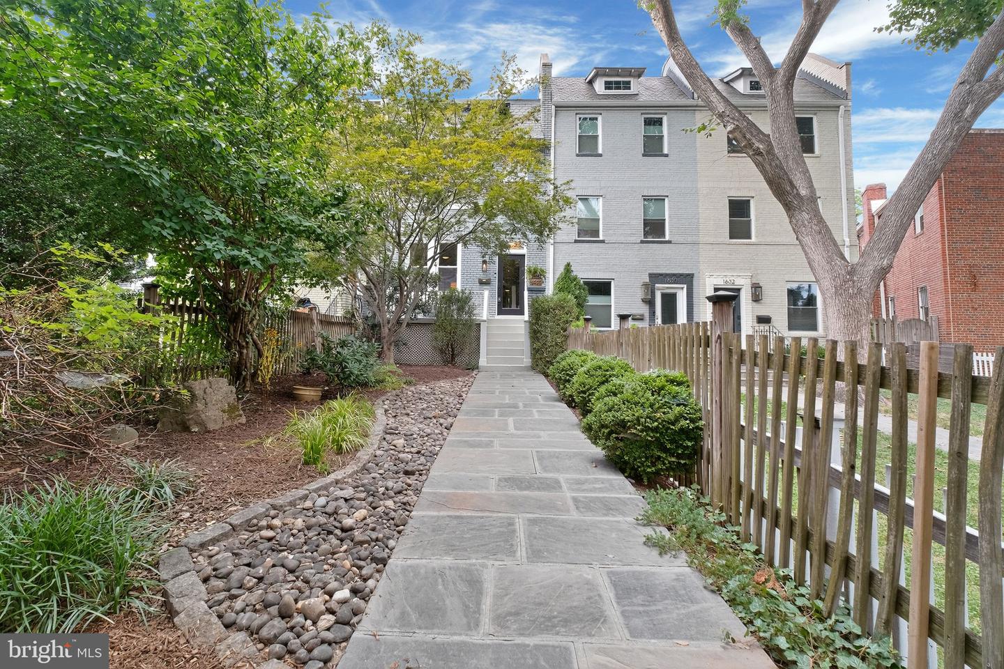1628 POTOMAC AVE SE, WASHINGTON, District Of Columbia 20003, 3 Bedrooms Bedrooms, ,2 BathroomsBathrooms,Residential,For sale,1628 POTOMAC AVE SE,DCDC2211648 MLS # DCDC2211648