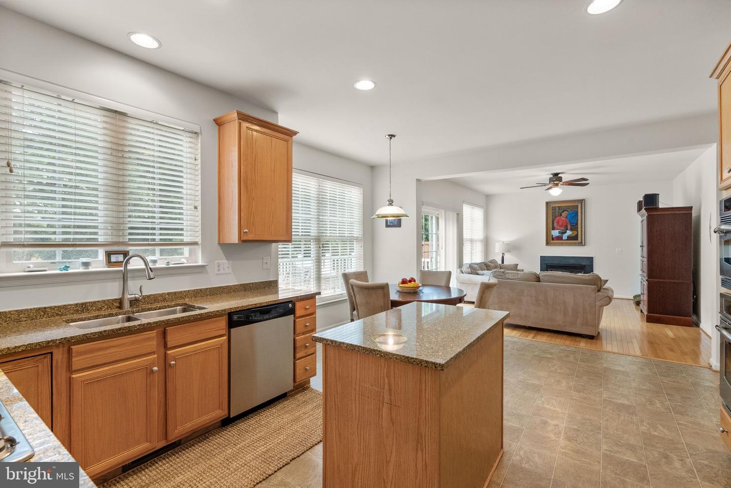 10585 TATTERSALL DR, MANASSAS, Virginia 20112, 5 Bedrooms Bedrooms, ,3 BathroomsBathrooms,Residential,For sale,10585 TATTERSALL DR,VAPW2099812 MLS # VAPW2099812
