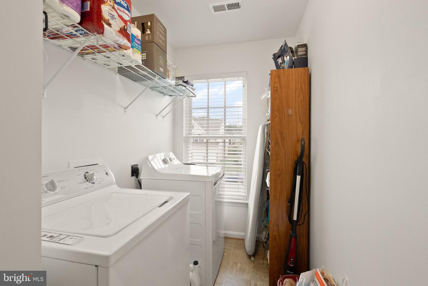 10585 TATTERSALL DR, MANASSAS, Virginia 20112, 5 Bedrooms Bedrooms, ,3 BathroomsBathrooms,Residential,For sale,10585 TATTERSALL DR,VAPW2099812 MLS # VAPW2099812