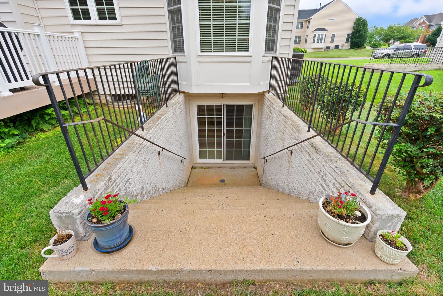10585 TATTERSALL DR, MANASSAS, Virginia 20112, 5 Bedrooms Bedrooms, ,3 BathroomsBathrooms,Residential,For sale,10585 TATTERSALL DR,VAPW2099812 MLS # VAPW2099812