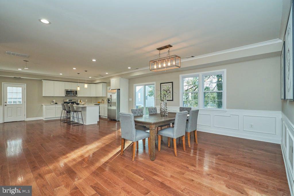 3244 BLUNDELL RD, FALLS CHURCH, Virginia 22042, 4 Bedrooms Bedrooms, ,3 BathroomsBathrooms,Residential,For sale,3244 BLUNDELL RD,VAFX2257334 MLS # VAFX2257334
