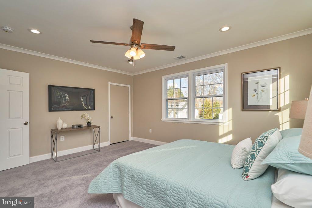 3244 BLUNDELL RD, FALLS CHURCH, Virginia 22042, 4 Bedrooms Bedrooms, ,3 BathroomsBathrooms,Residential,For sale,3244 BLUNDELL RD,VAFX2257334 MLS # VAFX2257334