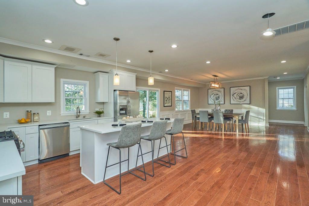 3244 BLUNDELL RD, FALLS CHURCH, Virginia 22042, 4 Bedrooms Bedrooms, ,3 BathroomsBathrooms,Residential,For sale,3244 BLUNDELL RD,VAFX2257334 MLS # VAFX2257334