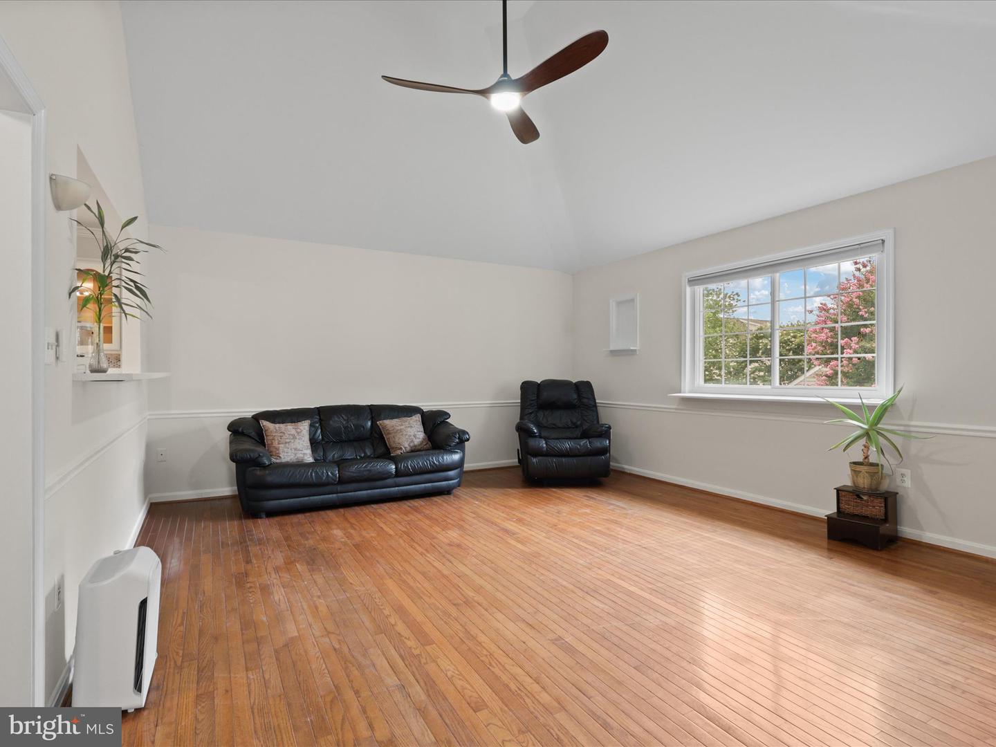 42905 NASHUA ST, ASHBURN, Virginia 20147, 4 Bedrooms Bedrooms, ,3 BathroomsBathrooms,Residential,For sale,42905 NASHUA ST,VALO2103114 MLS # VALO2103114