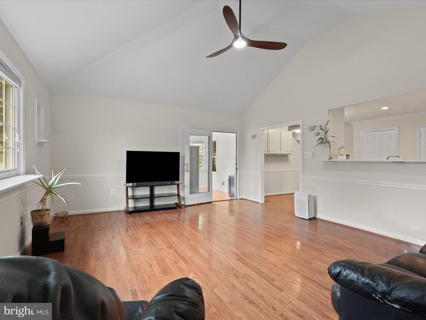 42905 NASHUA ST, ASHBURN, Virginia 20147, 4 Bedrooms Bedrooms, ,3 BathroomsBathrooms,Residential,For sale,42905 NASHUA ST,VALO2103114 MLS # VALO2103114