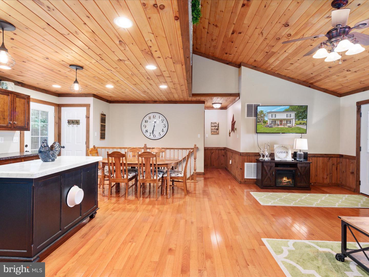 254 CARTE LN, MOUNT JACKSON, Virginia 22842, 2 Bedrooms Bedrooms, ,2 BathroomsBathrooms,Residential,For sale,254 CARTE LN,VASH2012078 MLS # VASH2012078