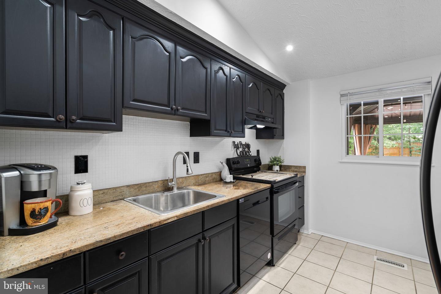8767 COLD PLAIN CT, SPRINGFIELD, Virginia 22153, 3 Bedrooms Bedrooms, ,3 BathroomsBathrooms,Residential,For sale,8767 COLD PLAIN CT,VAFX2257510 MLS # VAFX2257510