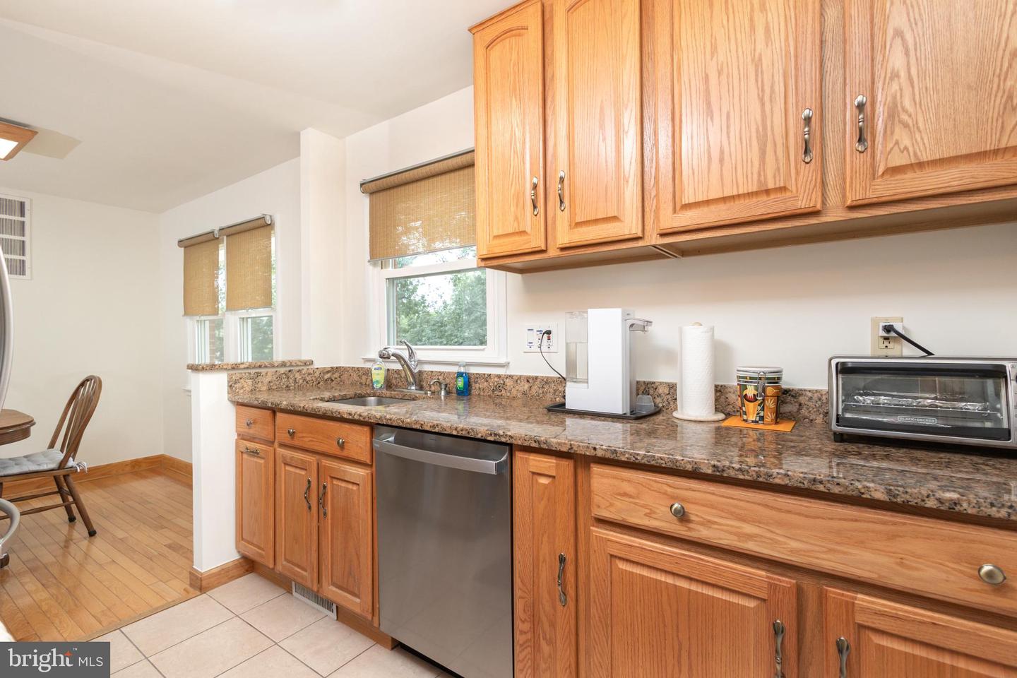 4223 16TH RD S, ARLINGTON, Virginia 22204, 3 Bedrooms Bedrooms, ,3 BathroomsBathrooms,Residential,For sale,4223 16TH RD S,VAAR2061380 MLS # VAAR2061380