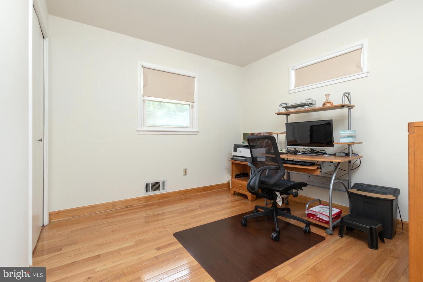 4223 16TH RD S, ARLINGTON, Virginia 22204, 3 Bedrooms Bedrooms, ,3 BathroomsBathrooms,Residential,For sale,4223 16TH RD S,VAAR2061380 MLS # VAAR2061380