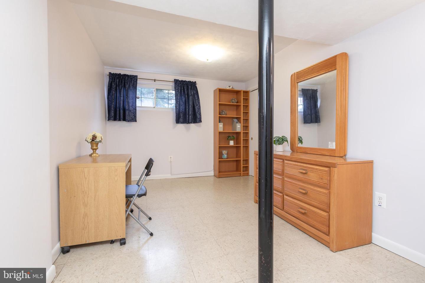 4223 16TH RD S, ARLINGTON, Virginia 22204, 3 Bedrooms Bedrooms, ,3 BathroomsBathrooms,Residential,For sale,4223 16TH RD S,VAAR2061380 MLS # VAAR2061380