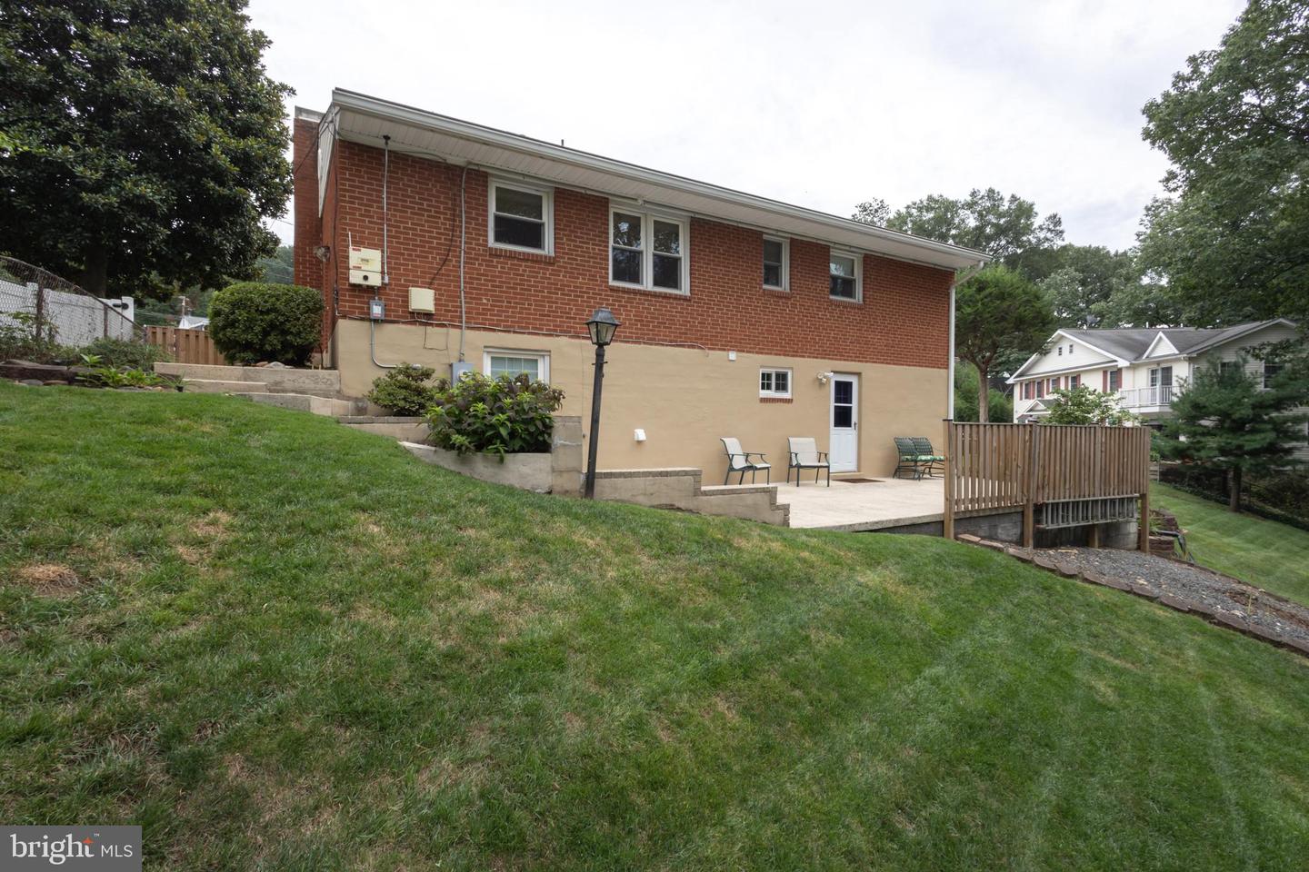 4223 16TH RD S, ARLINGTON, Virginia 22204, 3 Bedrooms Bedrooms, ,3 BathroomsBathrooms,Residential,For sale,4223 16TH RD S,VAAR2061380 MLS # VAAR2061380