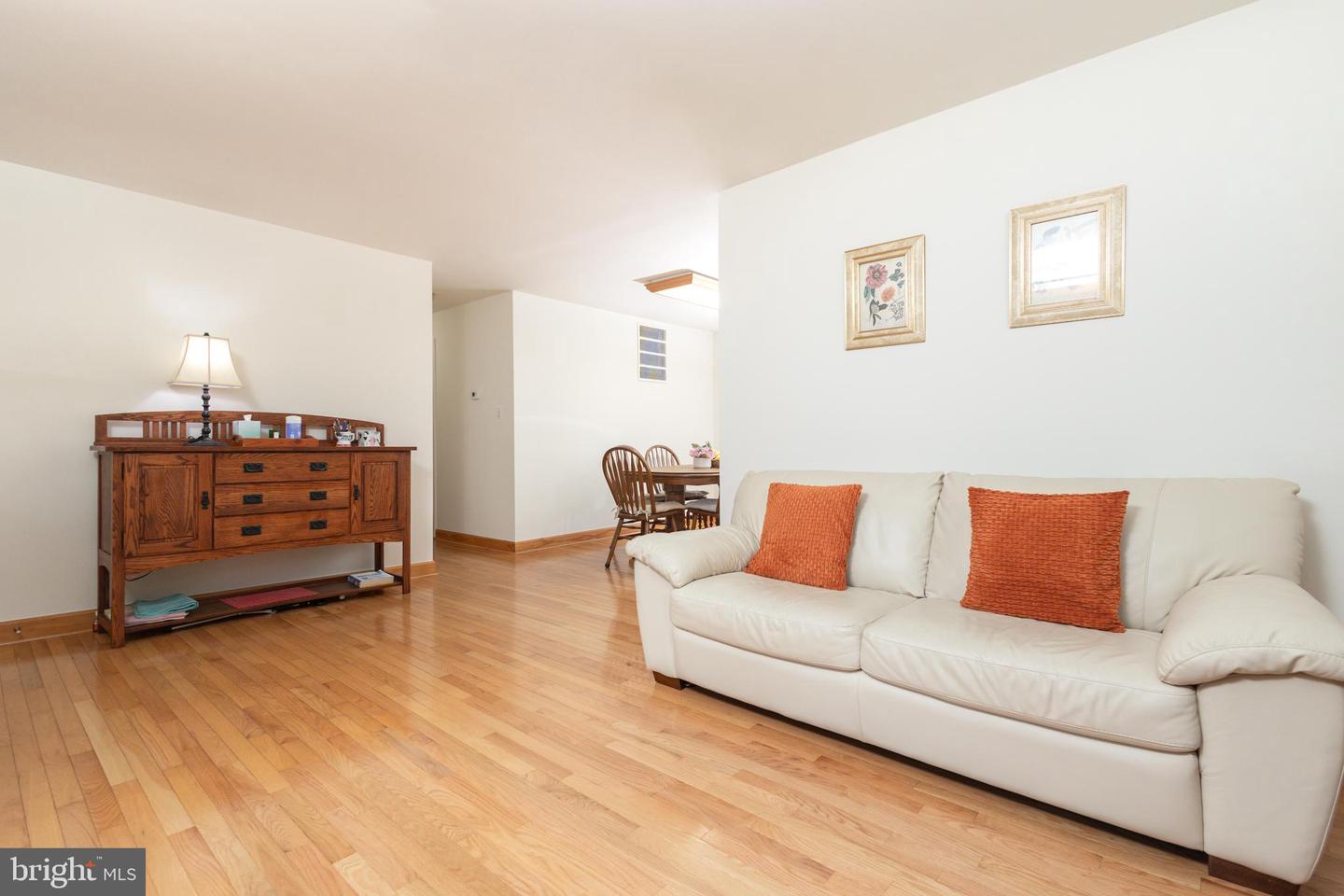 4223 16TH RD S, ARLINGTON, Virginia 22204, 3 Bedrooms Bedrooms, ,3 BathroomsBathrooms,Residential,For sale,4223 16TH RD S,VAAR2061380 MLS # VAAR2061380