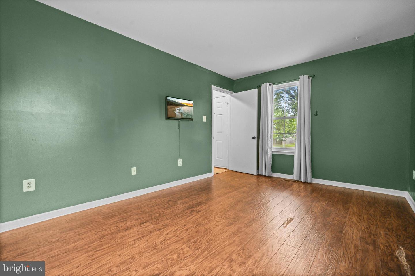 15117 BERNADETTE CT, CHANTILLY, Virginia 20151, 3 Bedrooms Bedrooms, ,2 BathroomsBathrooms,Residential,For sale,15117 BERNADETTE CT,VAFX2257598 MLS # VAFX2257598
