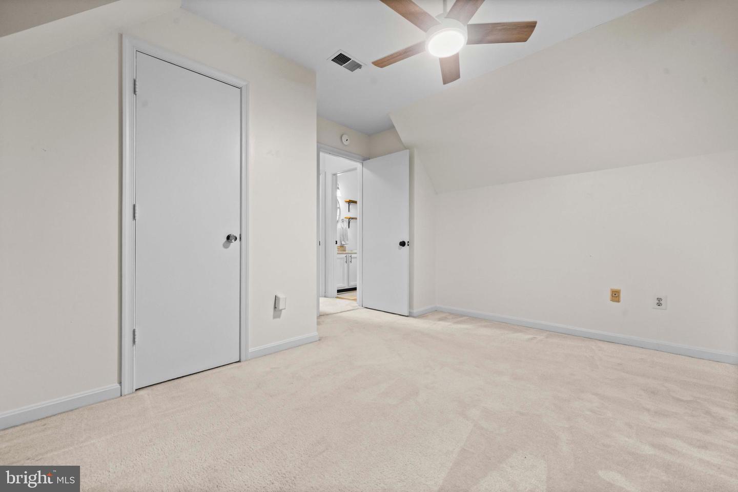 15117 BERNADETTE CT, CHANTILLY, Virginia 20151, 3 Bedrooms Bedrooms, ,2 BathroomsBathrooms,Residential,For sale,15117 BERNADETTE CT,VAFX2257598 MLS # VAFX2257598
