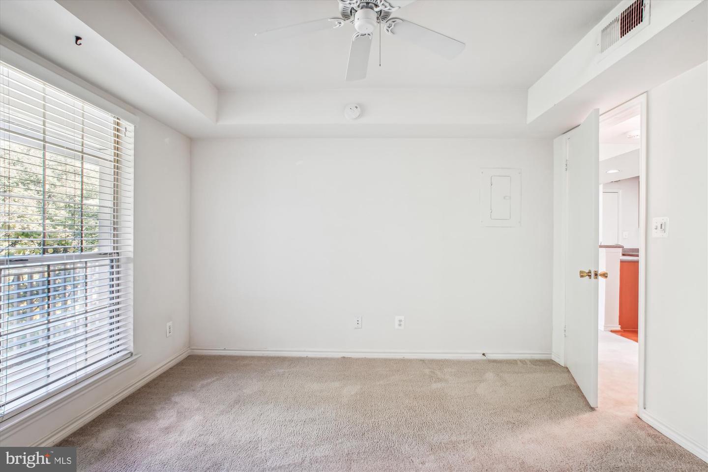 12165 PENDERVIEW TER #1036, FAIRFAX, Virginia 22033, 1 Bedroom Bedrooms, ,1 BathroomBathrooms,Residential,For sale,12165 PENDERVIEW TER #1036,VAFX2257640 MLS # VAFX2257640