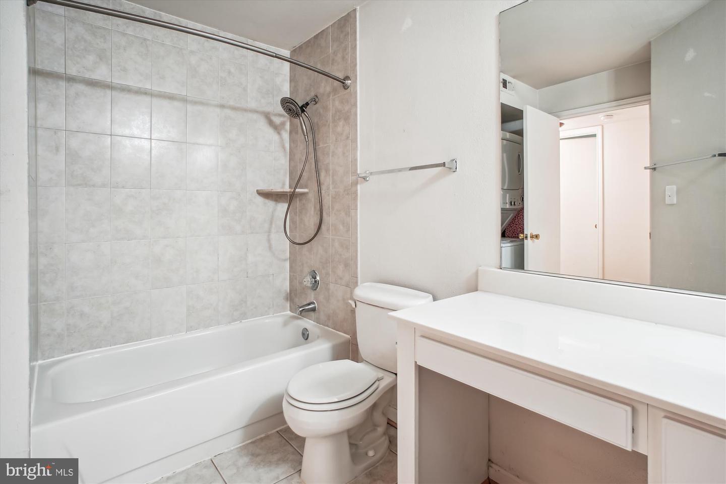 12165 PENDERVIEW TER #1036, FAIRFAX, Virginia 22033, 1 Bedroom Bedrooms, ,1 BathroomBathrooms,Residential,For sale,12165 PENDERVIEW TER #1036,VAFX2257640 MLS # VAFX2257640
