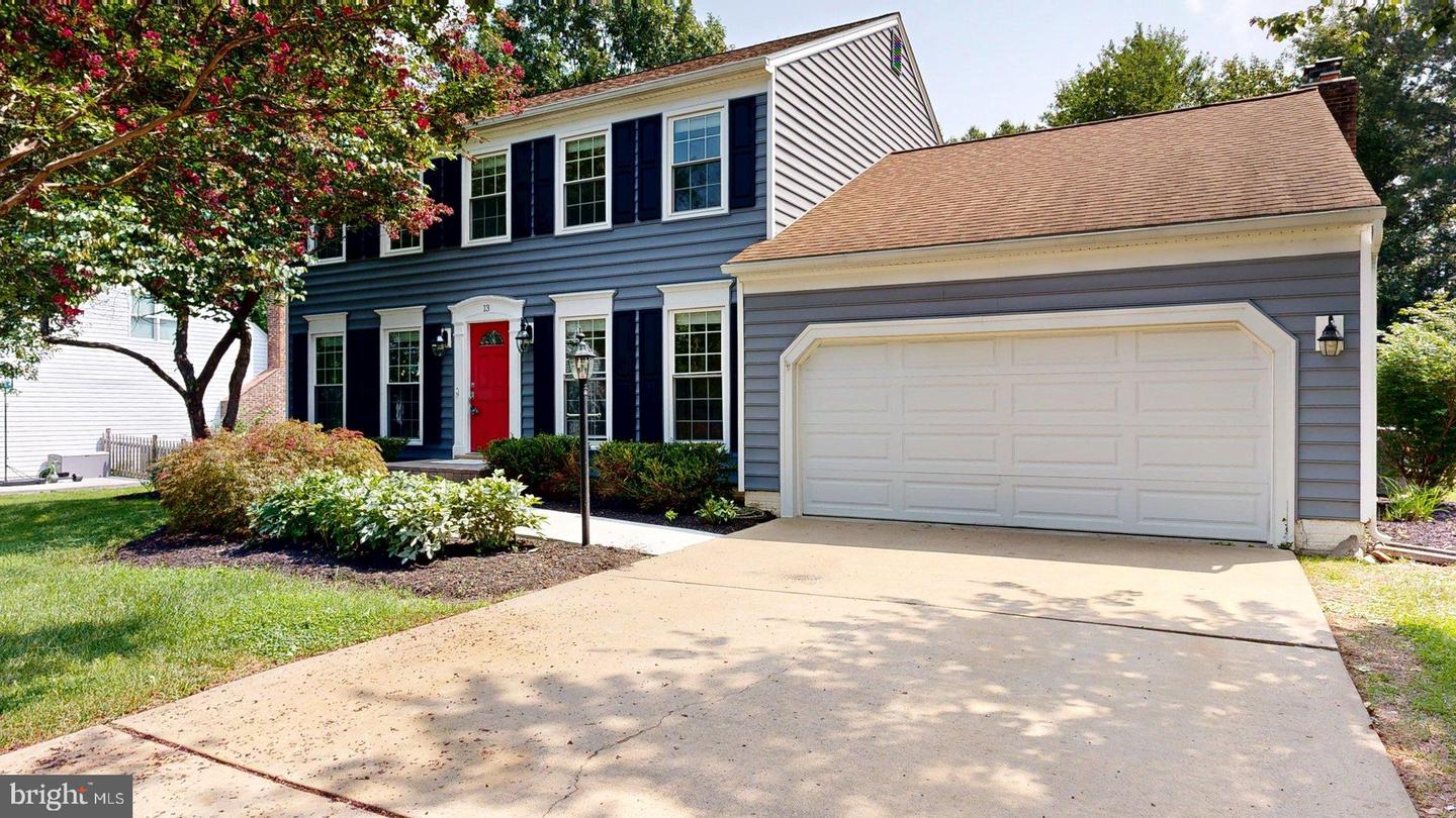13 CRISSWELL CT, STERLING, Virginia 20165, 4 Bedrooms Bedrooms, ,2 BathroomsBathrooms,Residential,For sale,13 CRISSWELL CT,VALO2103202 MLS # VALO2103202