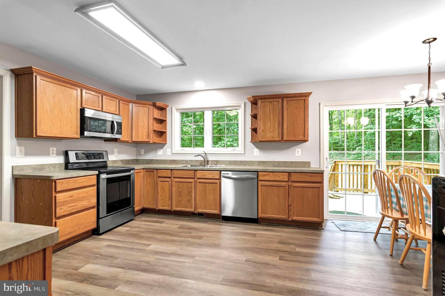 9400 AMERICA LN, SPOTSYLVANIA, Virginia 22551, 4 Bedrooms Bedrooms, ,2 BathroomsBathrooms,Residential,For sale,9400 AMERICA LN,VASP2034968 MLS # VASP2034968