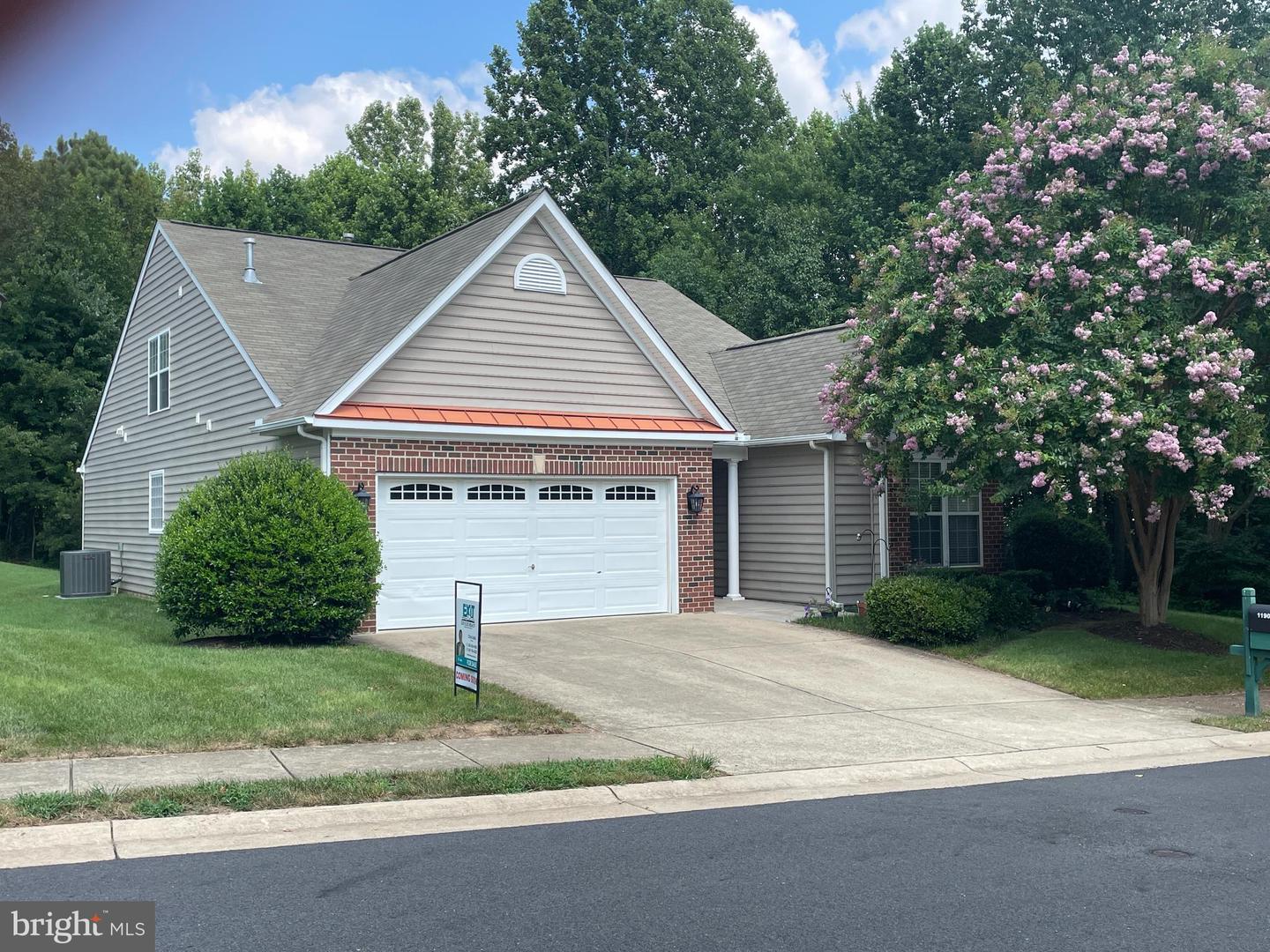 11901 LEGACY WOODS DR, FREDERICKSBURG, Virginia 22407, 4 Bedrooms Bedrooms, ,3 BathroomsBathrooms,Residential,For sale,11901 LEGACY WOODS DR,VASP2034970 MLS # VASP2034970