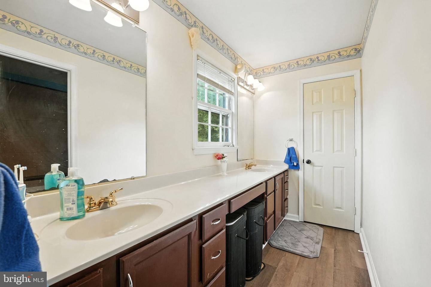 12580 CRICKET LN, WOODBRIDGE, Virginia 22192, 4 Bedrooms Bedrooms, ,3 BathroomsBathrooms,Residential,For sale,12580 CRICKET LN,VAPW2100124 MLS # VAPW2100124