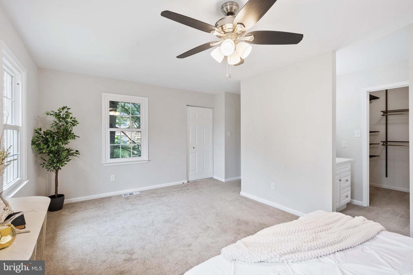2801 SHAWN LEIGH DR, VIENNA, Virginia 22181, 3 Bedrooms Bedrooms, ,2 BathroomsBathrooms,Residential,For sale,2801 SHAWN LEIGH DR,VAFX2257926 MLS # VAFX2257926