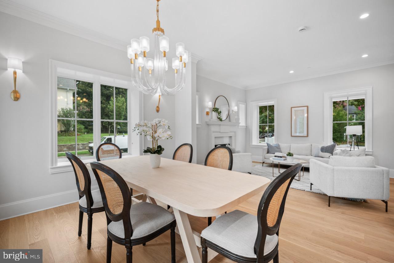4101 FESSENDEN ST NW, WASHINGTON, District Of Columbia 20016, 4 Bedrooms Bedrooms, ,4 BathroomsBathrooms,Residential,For sale,4101 FESSENDEN ST NW,DCDC2212408 MLS # DCDC2212408