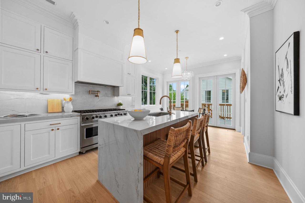 4101 FESSENDEN ST NW, WASHINGTON, District Of Columbia 20016, 4 Bedrooms Bedrooms, ,4 BathroomsBathrooms,Residential,For sale,4101 FESSENDEN ST NW,DCDC2212408 MLS # DCDC2212408