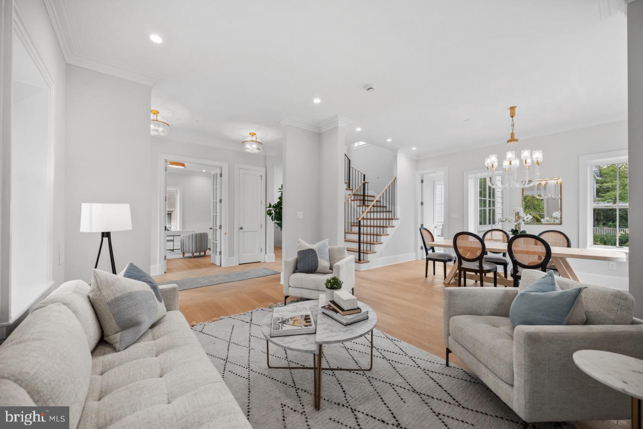4101 FESSENDEN ST NW, WASHINGTON, District Of Columbia 20016, 4 Bedrooms Bedrooms, ,4 BathroomsBathrooms,Residential,For sale,4101 FESSENDEN ST NW,DCDC2212408 MLS # DCDC2212408