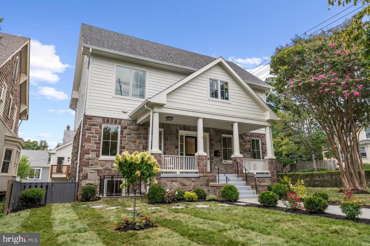 4101 FESSENDEN ST NW, WASHINGTON, District Of Columbia 20016, 4 Bedrooms Bedrooms, ,4 BathroomsBathrooms,Residential,For sale,4101 FESSENDEN ST NW,DCDC2212408 MLS # DCDC2212408