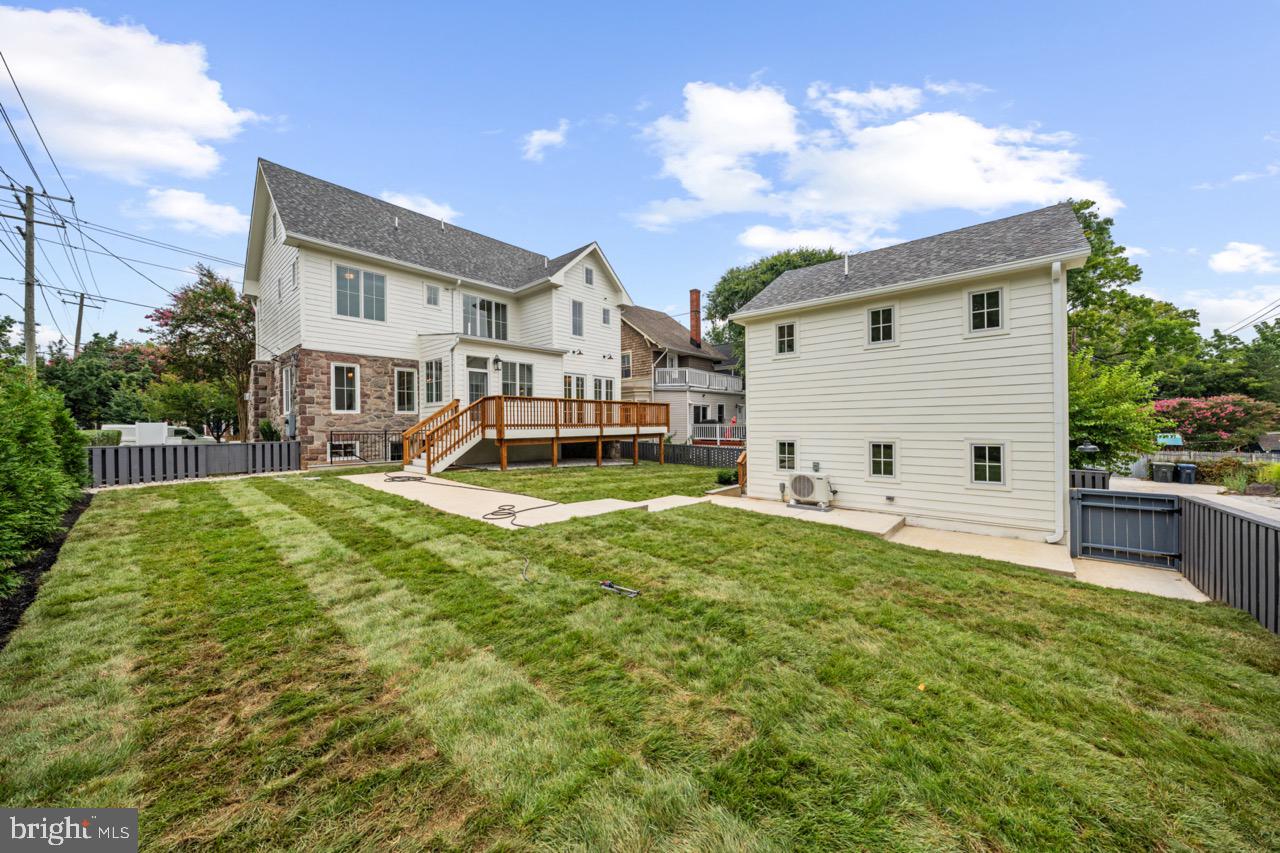 4101 FESSENDEN ST NW, WASHINGTON, District Of Columbia 20016, 4 Bedrooms Bedrooms, ,4 BathroomsBathrooms,Residential,For sale,4101 FESSENDEN ST NW,DCDC2212408 MLS # DCDC2212408