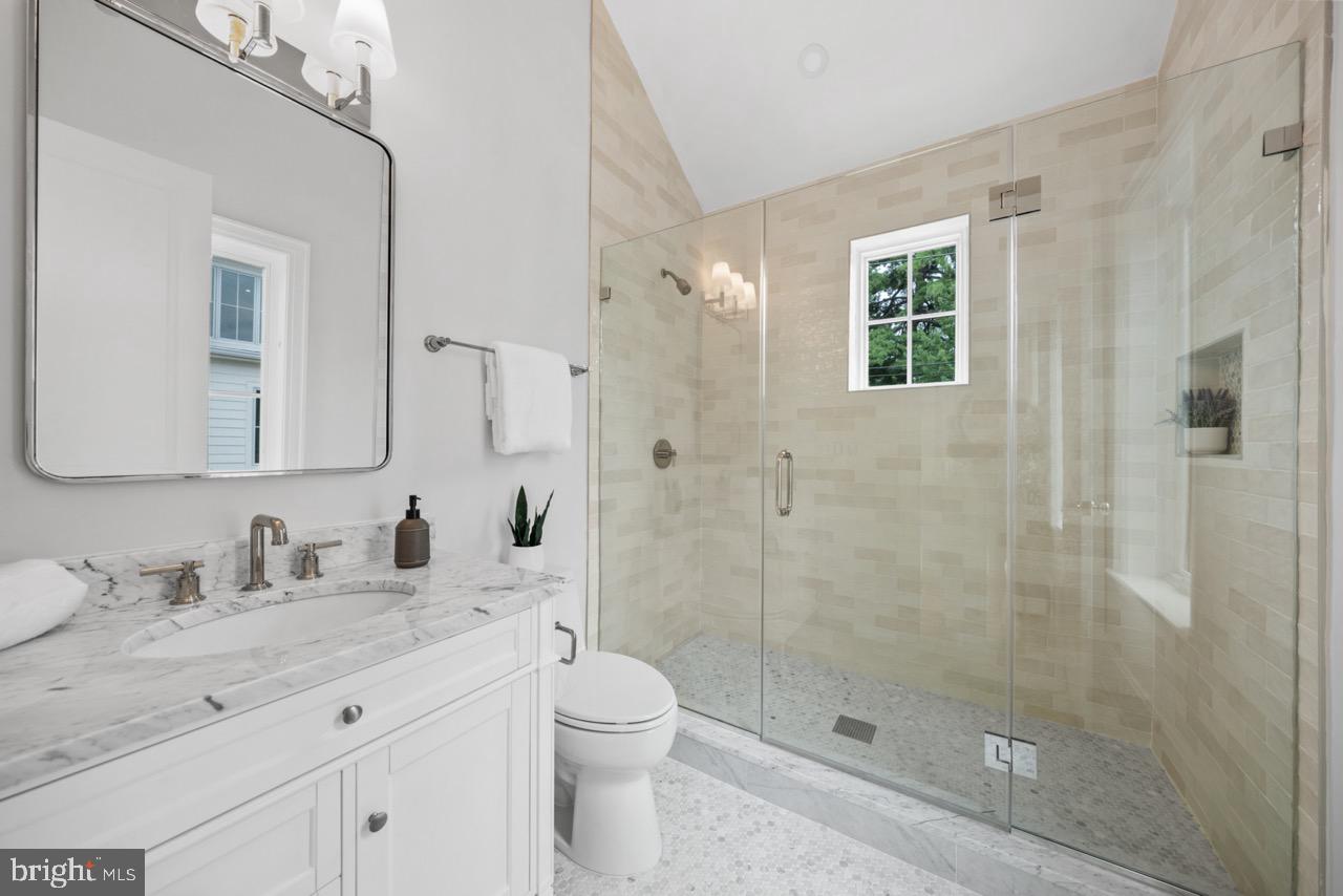 4101 FESSENDEN ST NW, WASHINGTON, District Of Columbia 20016, 4 Bedrooms Bedrooms, ,4 BathroomsBathrooms,Residential,For sale,4101 FESSENDEN ST NW,DCDC2212408 MLS # DCDC2212408