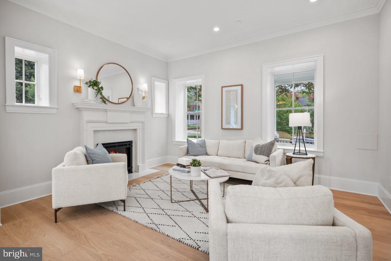 4101 FESSENDEN ST NW, WASHINGTON, District Of Columbia 20016, 4 Bedrooms Bedrooms, ,4 BathroomsBathrooms,Residential,For sale,4101 FESSENDEN ST NW,DCDC2212408 MLS # DCDC2212408
