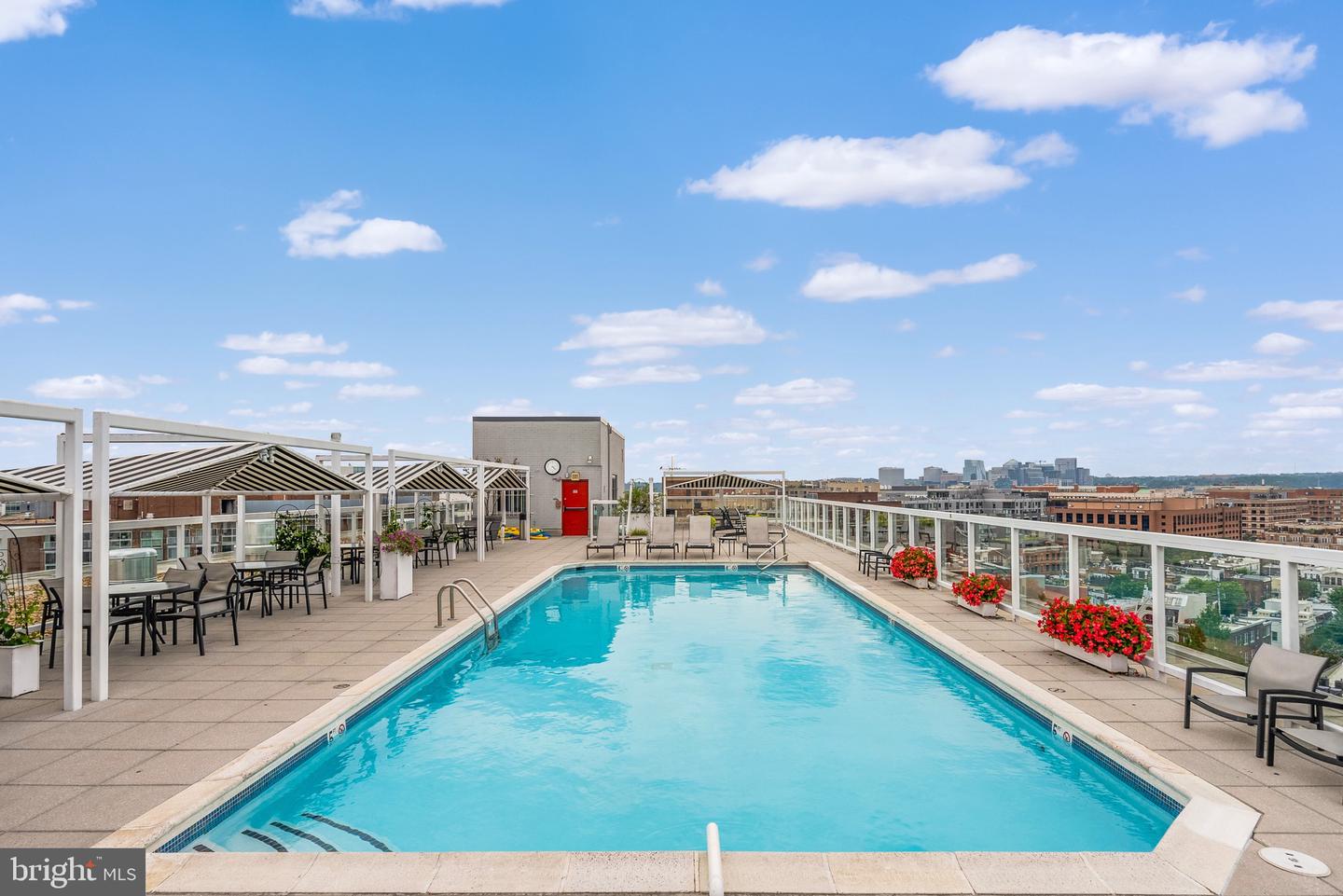 1330 NEW HAMPSHIRE AVE NW #611, WASHINGTON, District Of Columbia 20036, ,1 BathroomBathrooms,Residential,For sale,1330 NEW HAMPSHIRE AVE NW #611,DCDC2212546 MLS # DCDC2212546